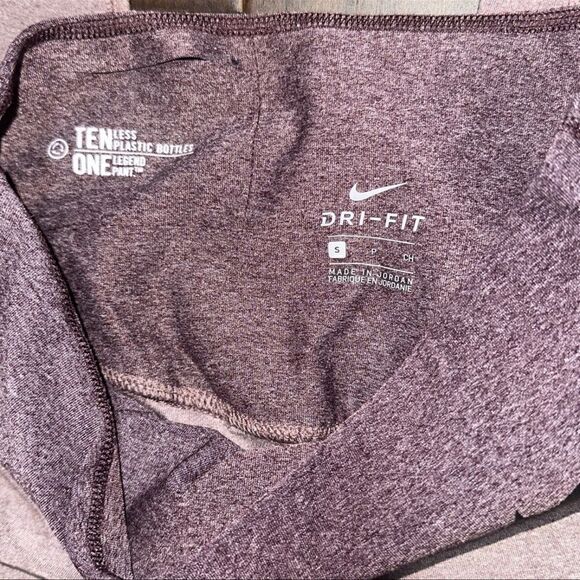 Nike Ladies Leggings  - Picture 5 of 5